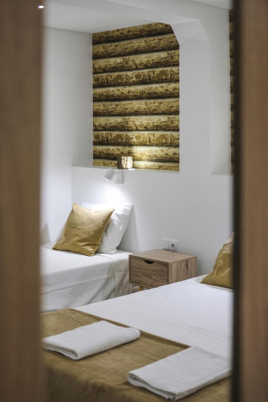 Quadruple Room with Shared Bathroom